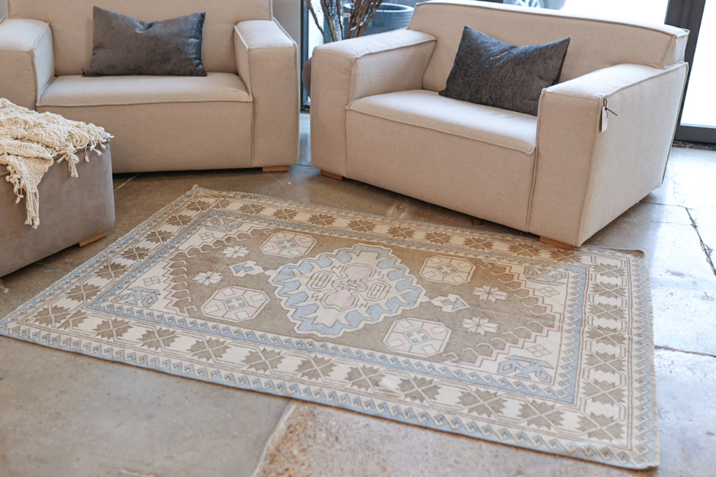 Vintage Turkish Area Rug 4x6