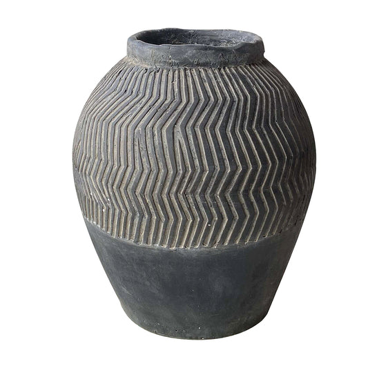 Black Engraved Pot
