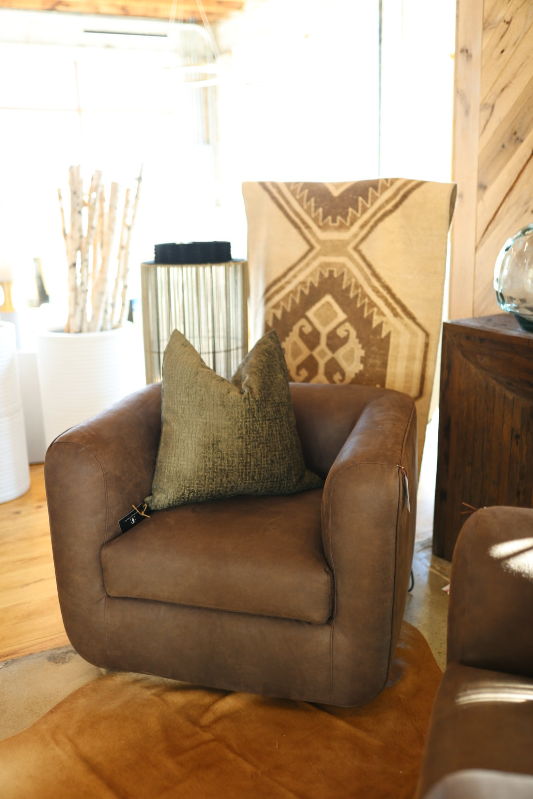 Hill Bull Brown Swivel Chair