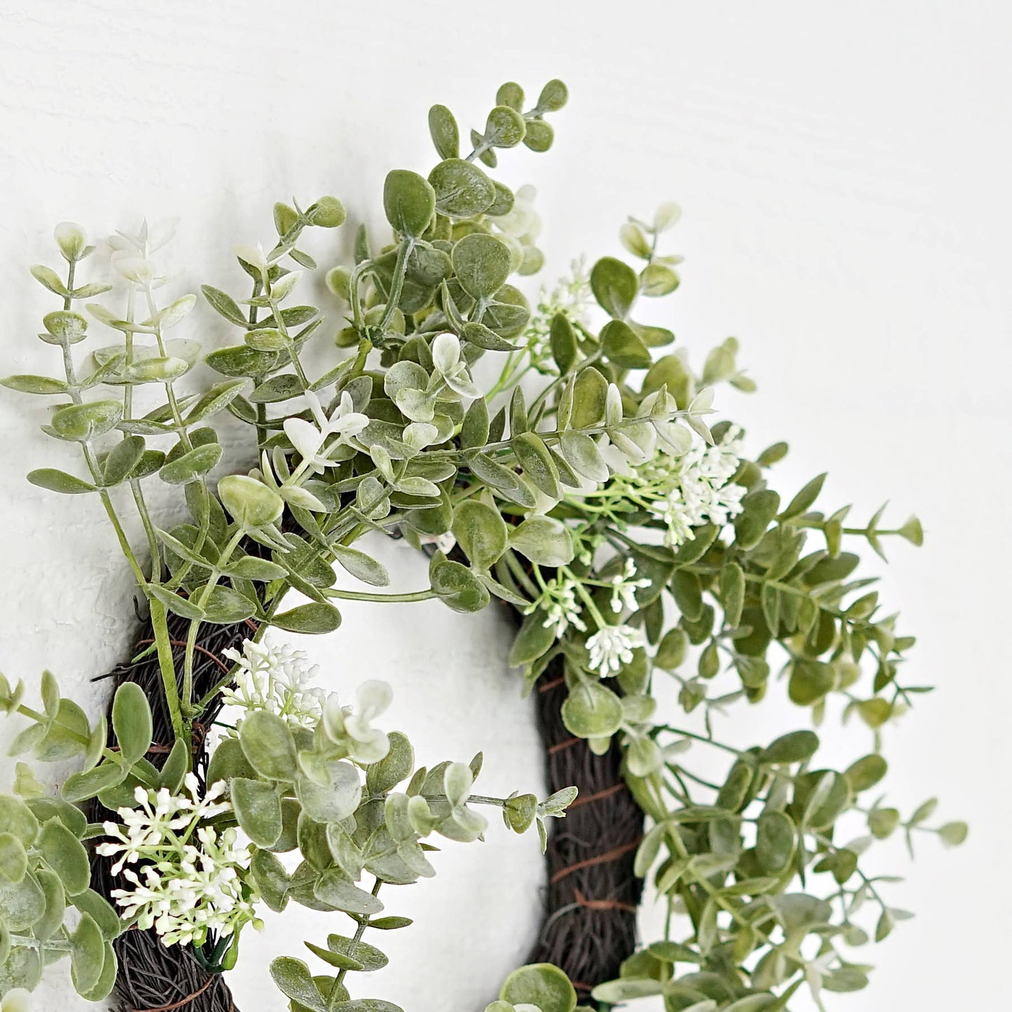 16in(6.5) Twig Wreath-Sage Eucalyptus with Seeds