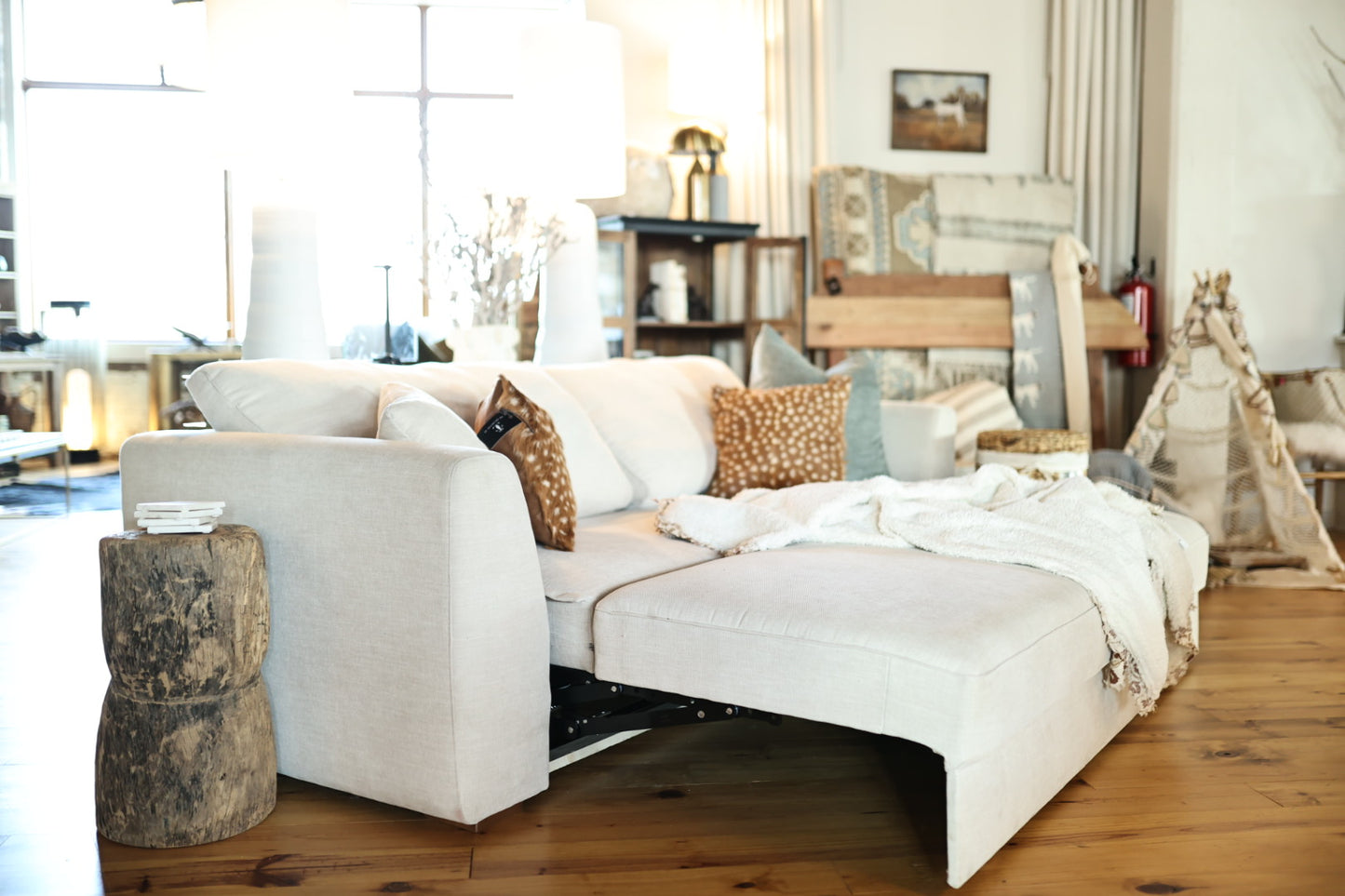 Helena Couch with Pull Out