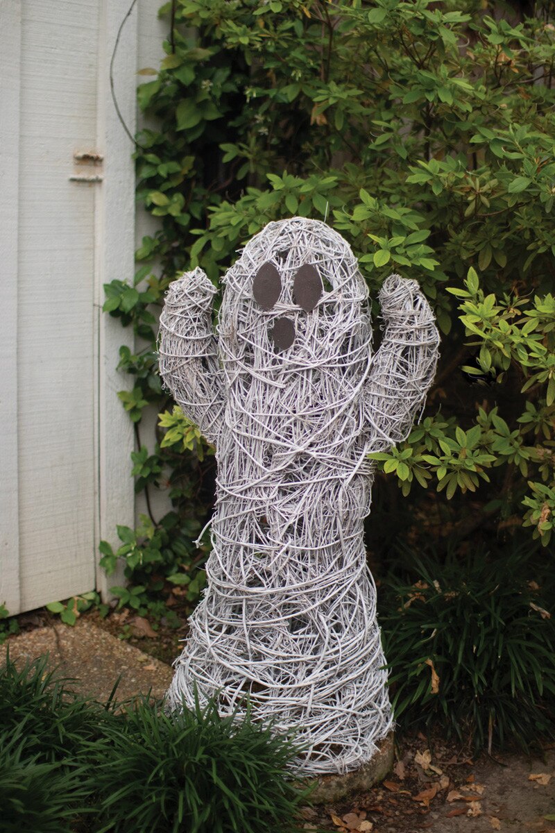 Painted Twig Ghost