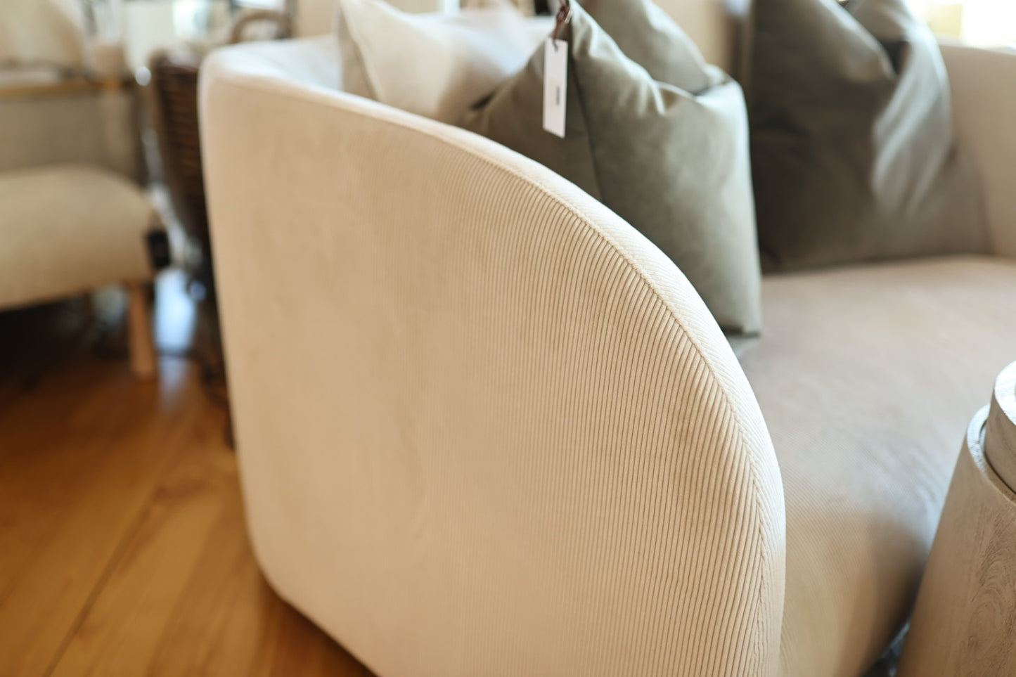 Pebble Lisboa White Chair