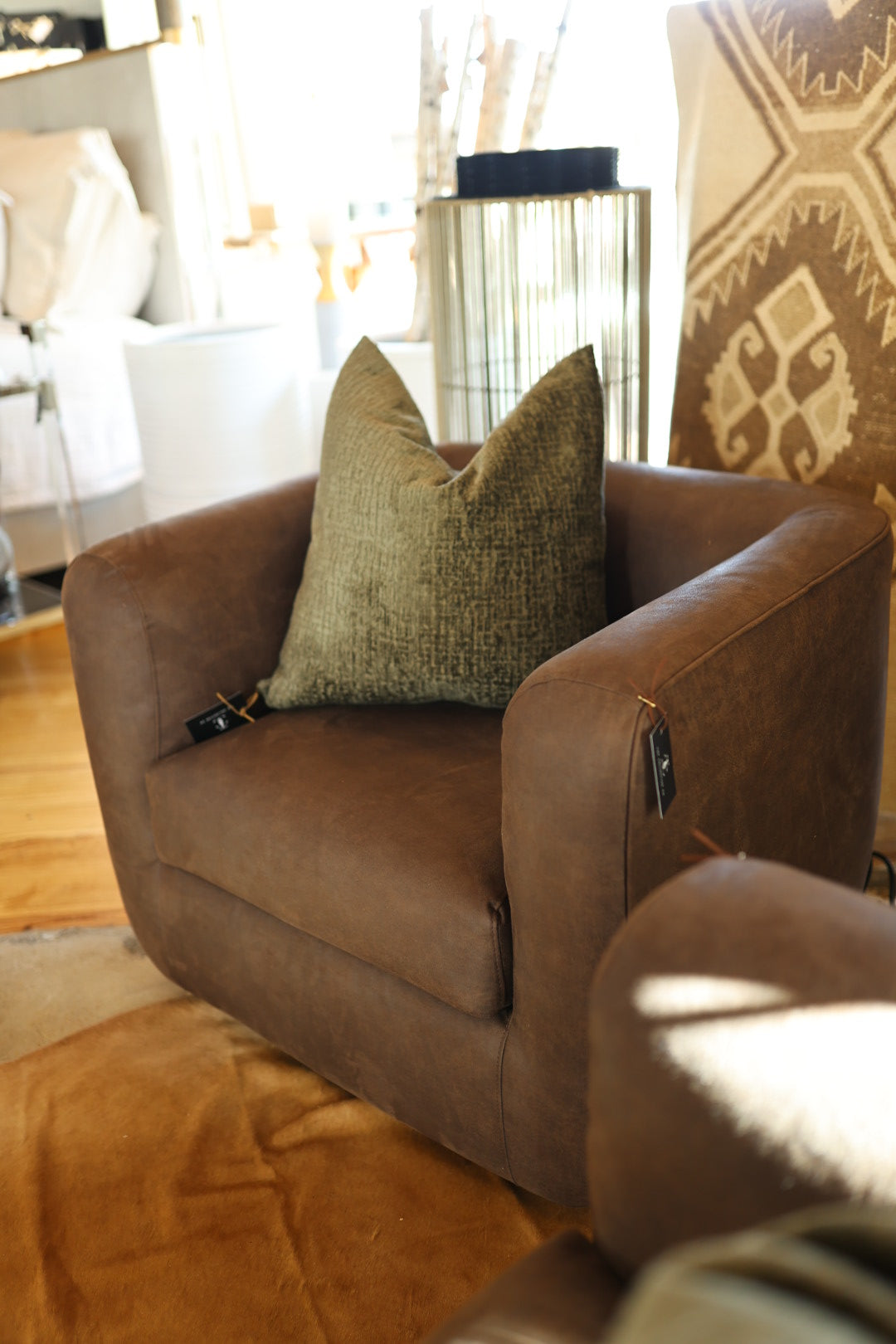 Hill Bull Brown Swivel Chair
