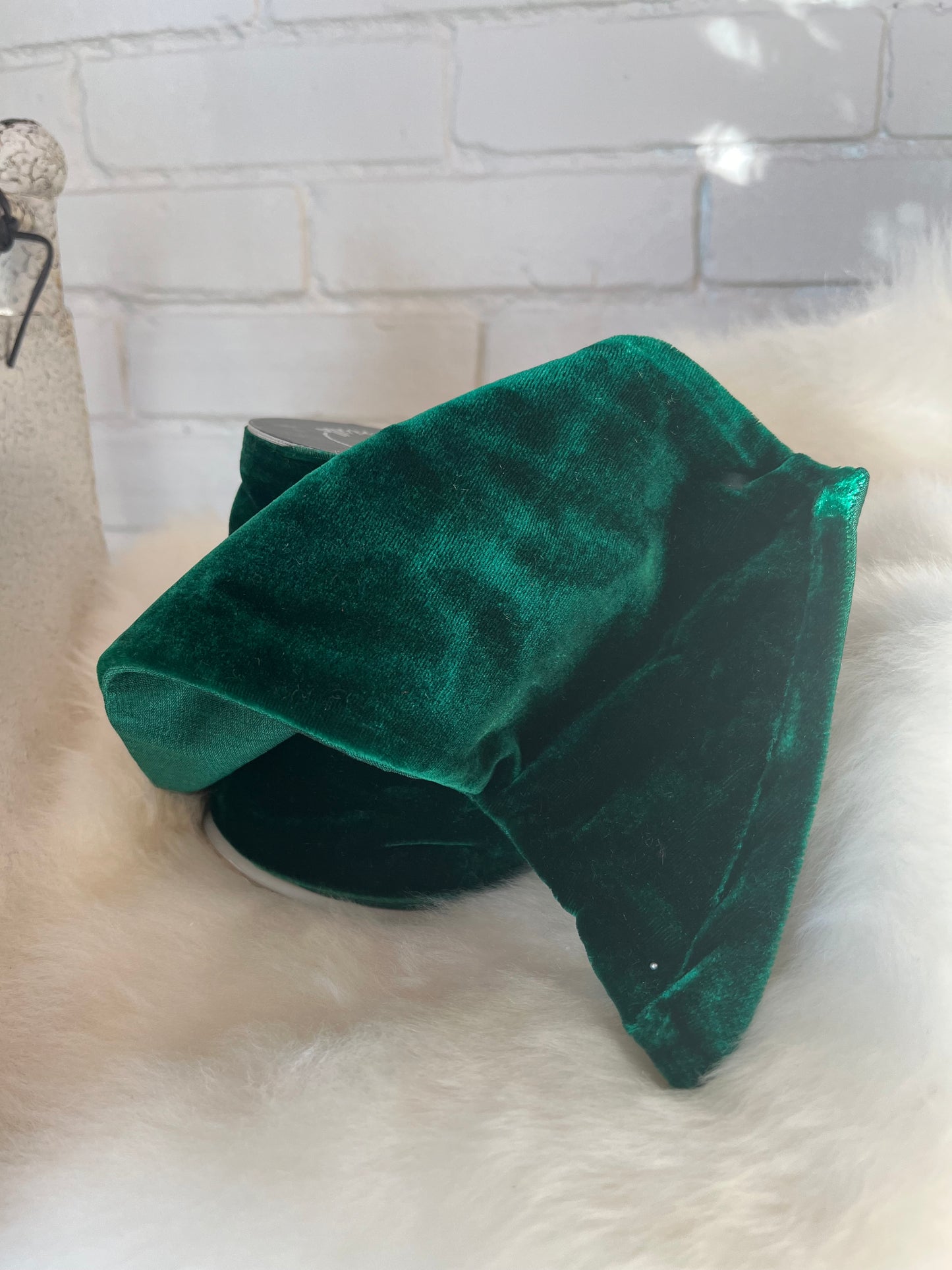 Emerald Velvet Wreath Sash
