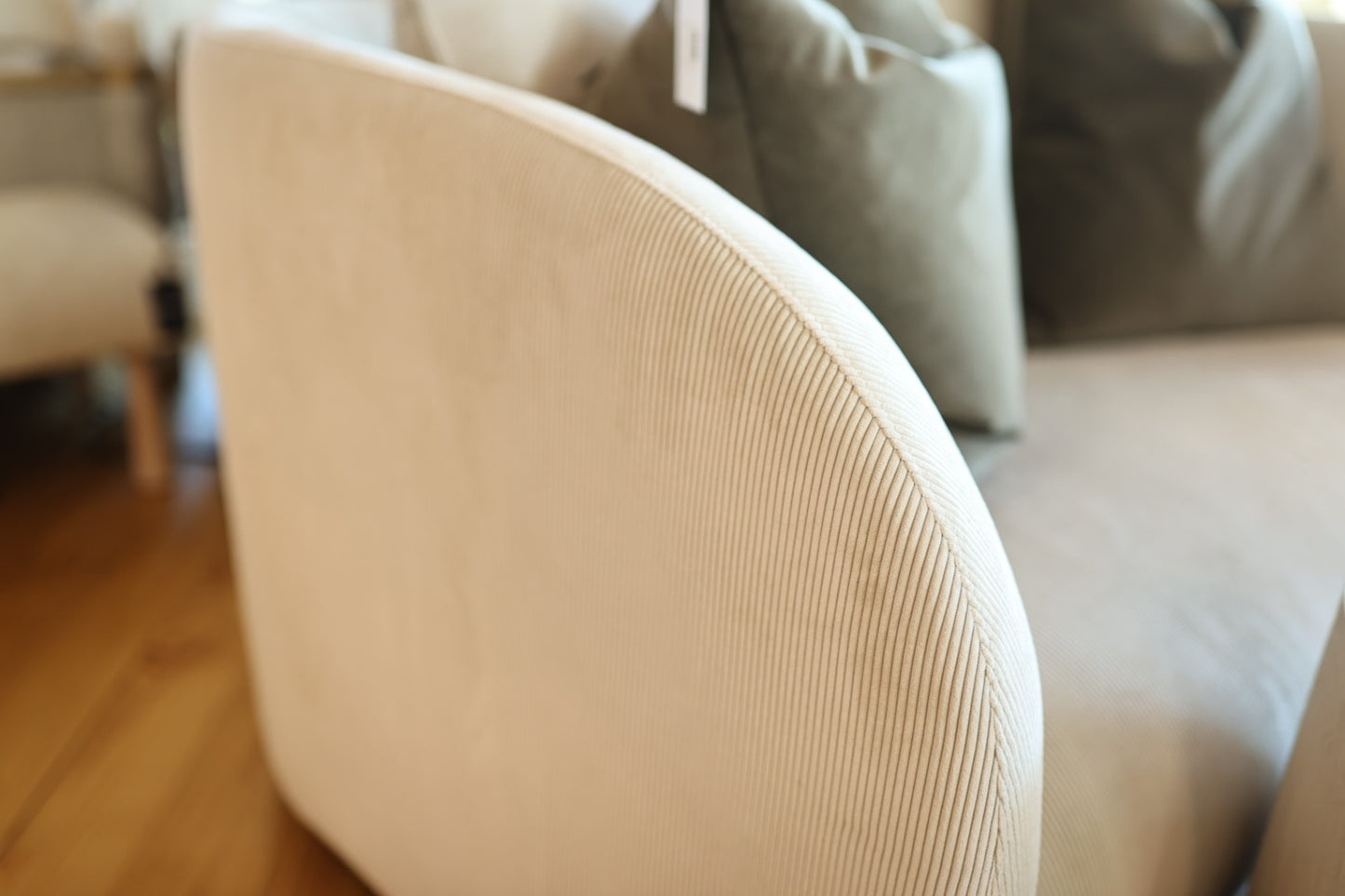 Pebble Lisboa White Chair