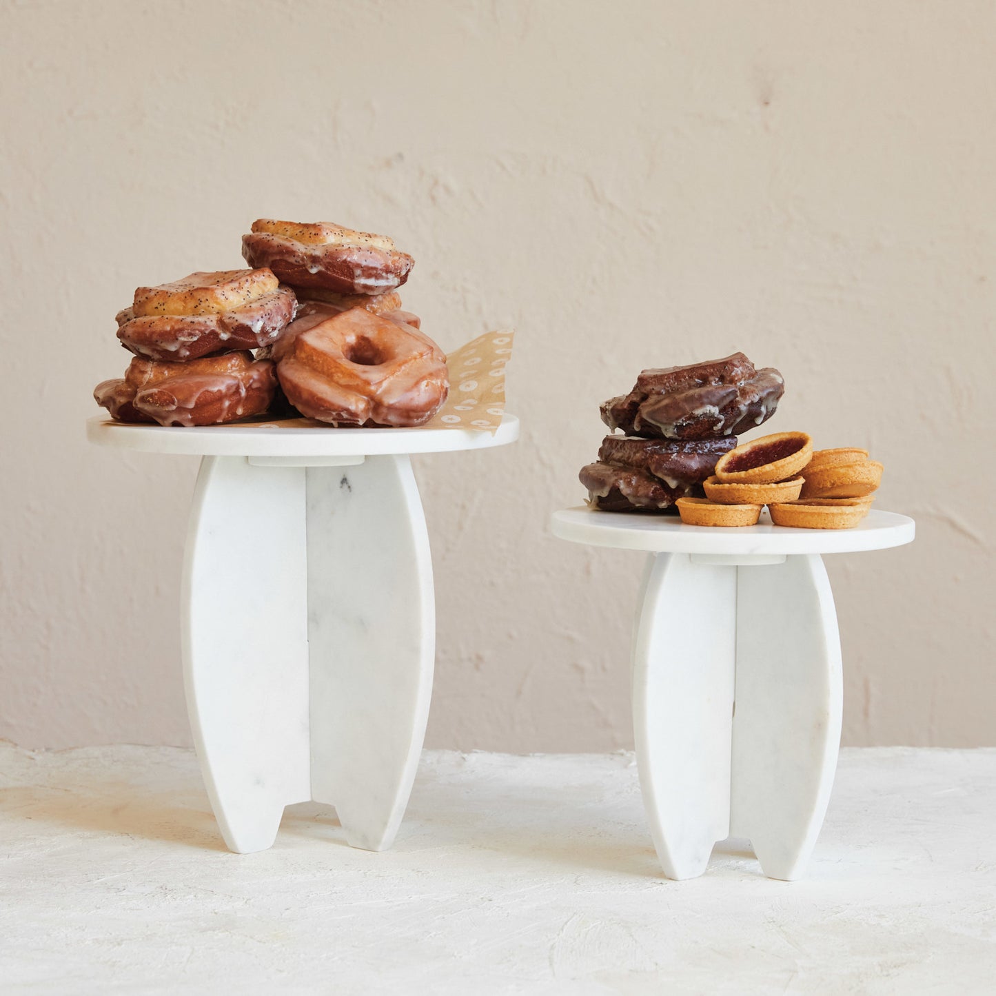8" Round Marble Cake Stand