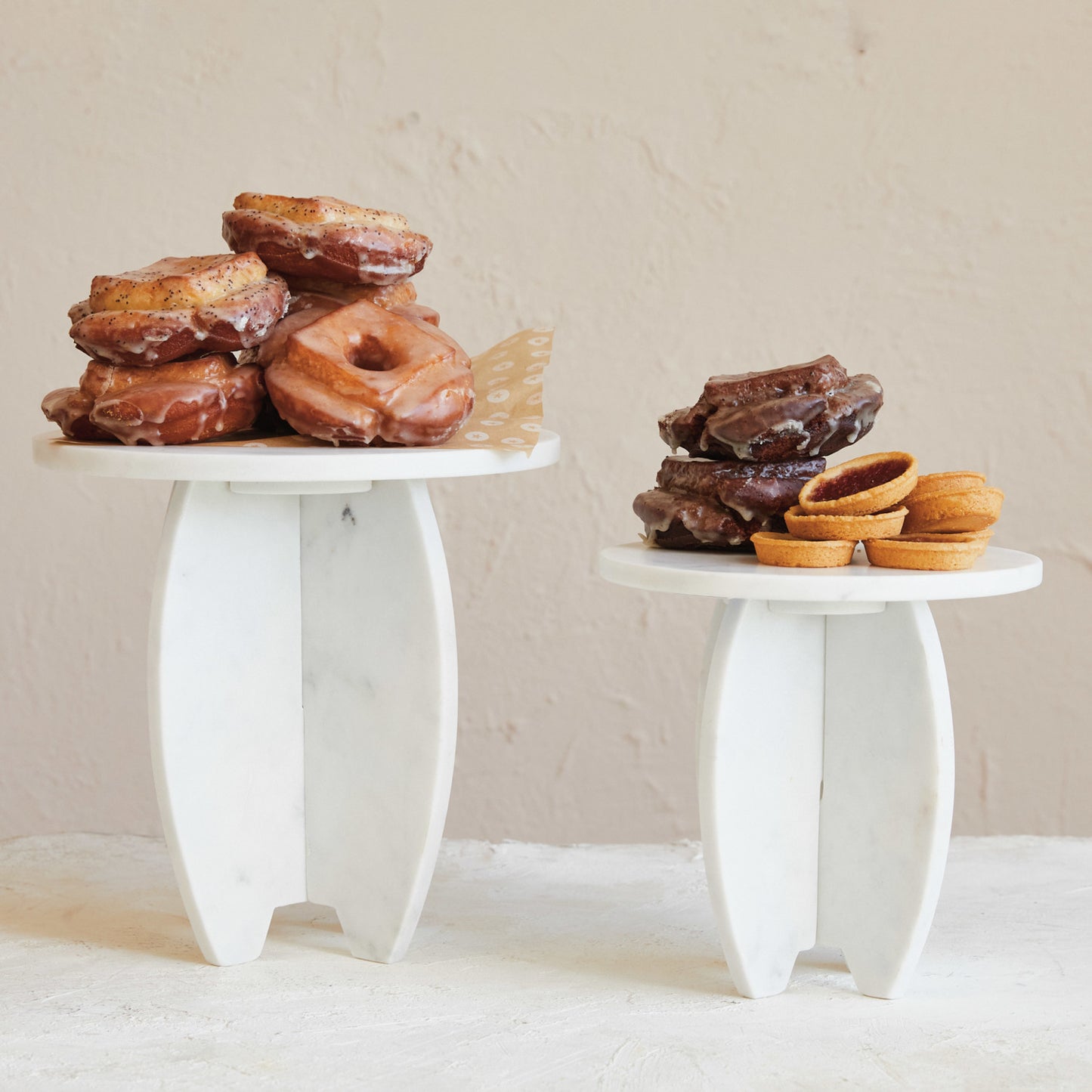 10" Round Marble Cake Stand