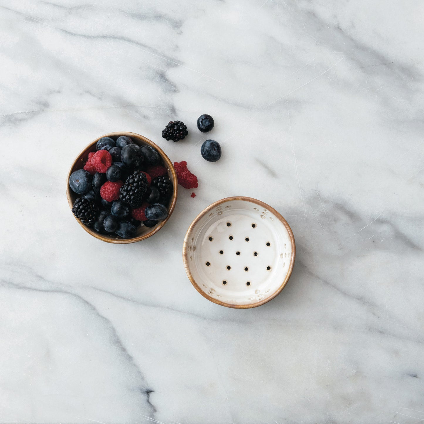 4" Stoneware Berry Bowl
