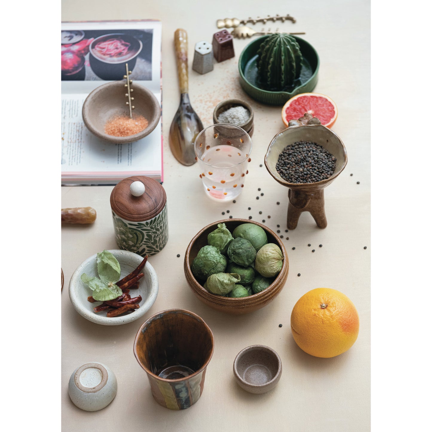 5" Rnd x 1-3/4"H Stoneware Bowls