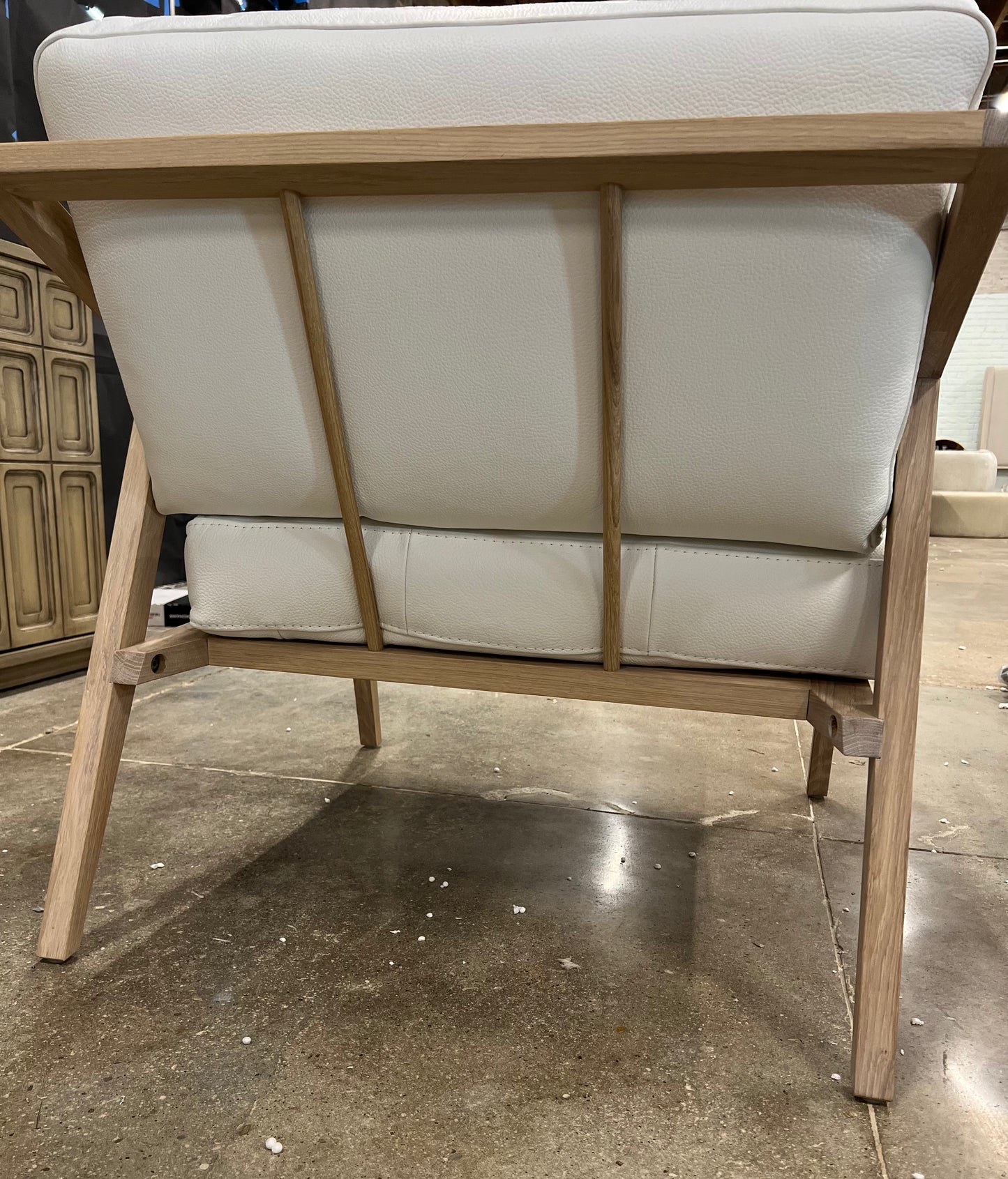 Rhen White Oak Chair