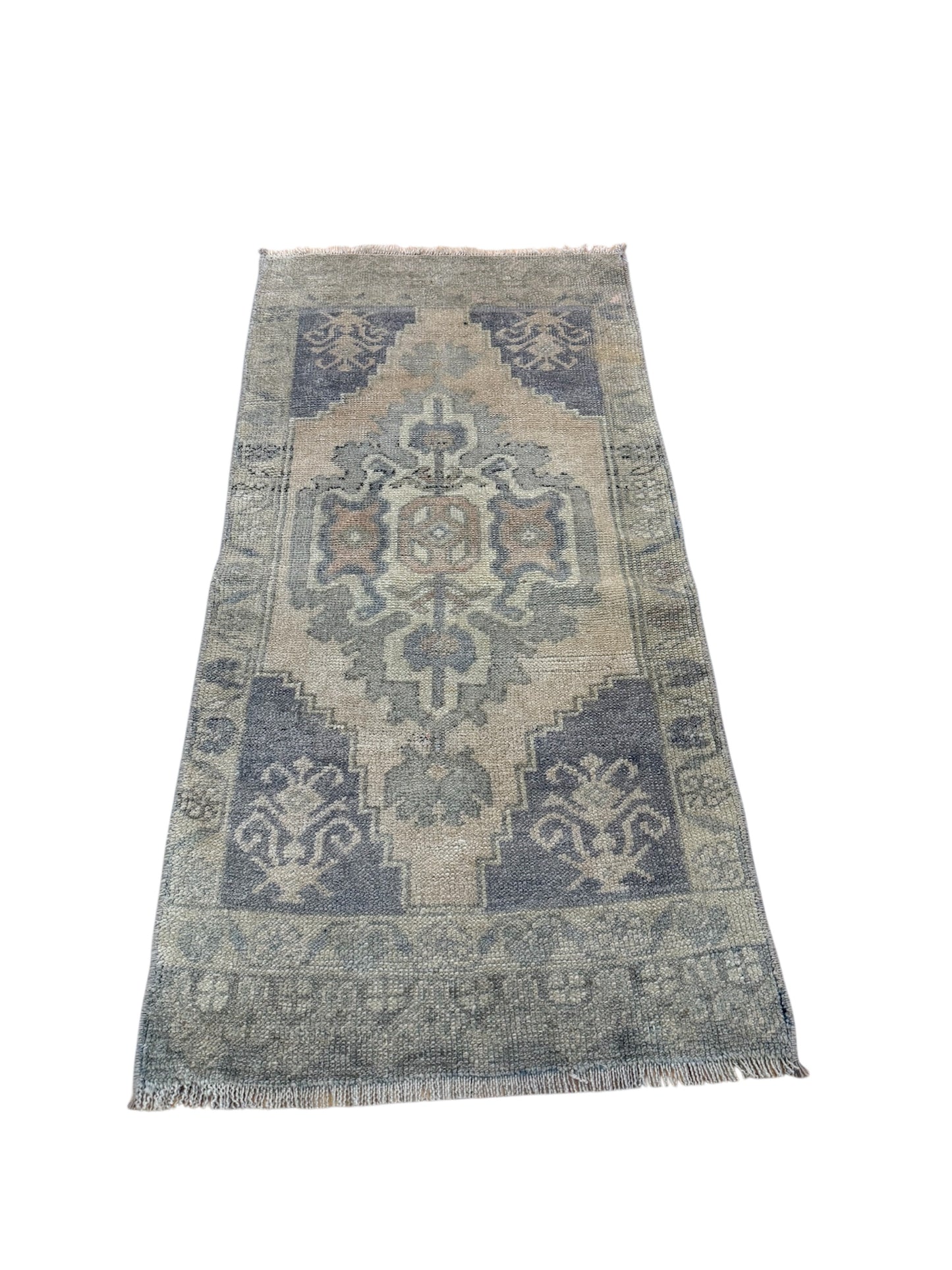 New Mini Vintage Turkish Rug 2