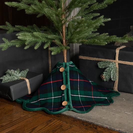 50" Green Tartan Tree Skirt with Scalloped Edge