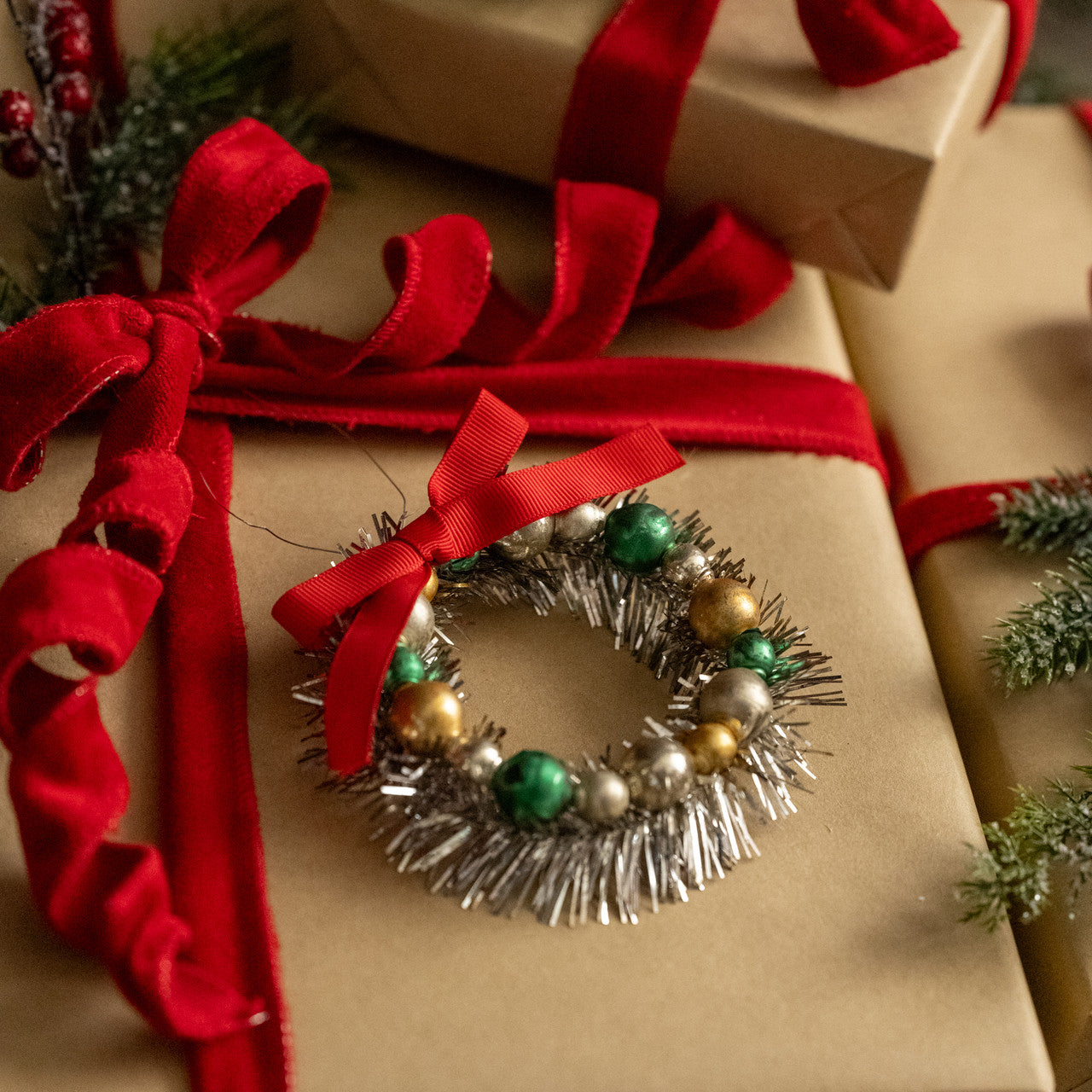 BEADED WREATH ORNAMENT W/ TINSEL