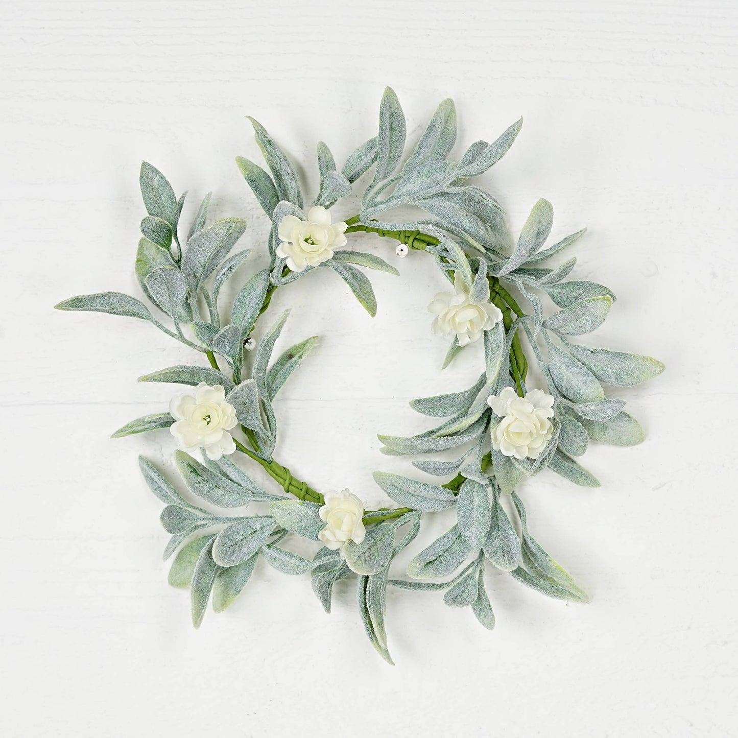14in(6.5)Wreath-Lamb Ears with Cream Ranunculus