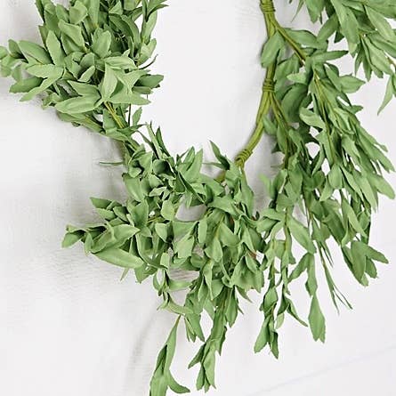 30630- 22in Wreath-PE Herb Leaves-Green