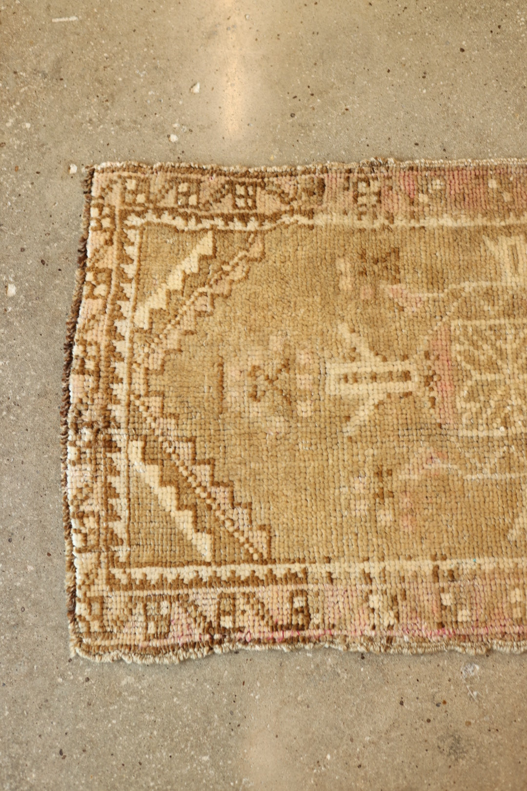 Vintage Mini Turkish Rug 24