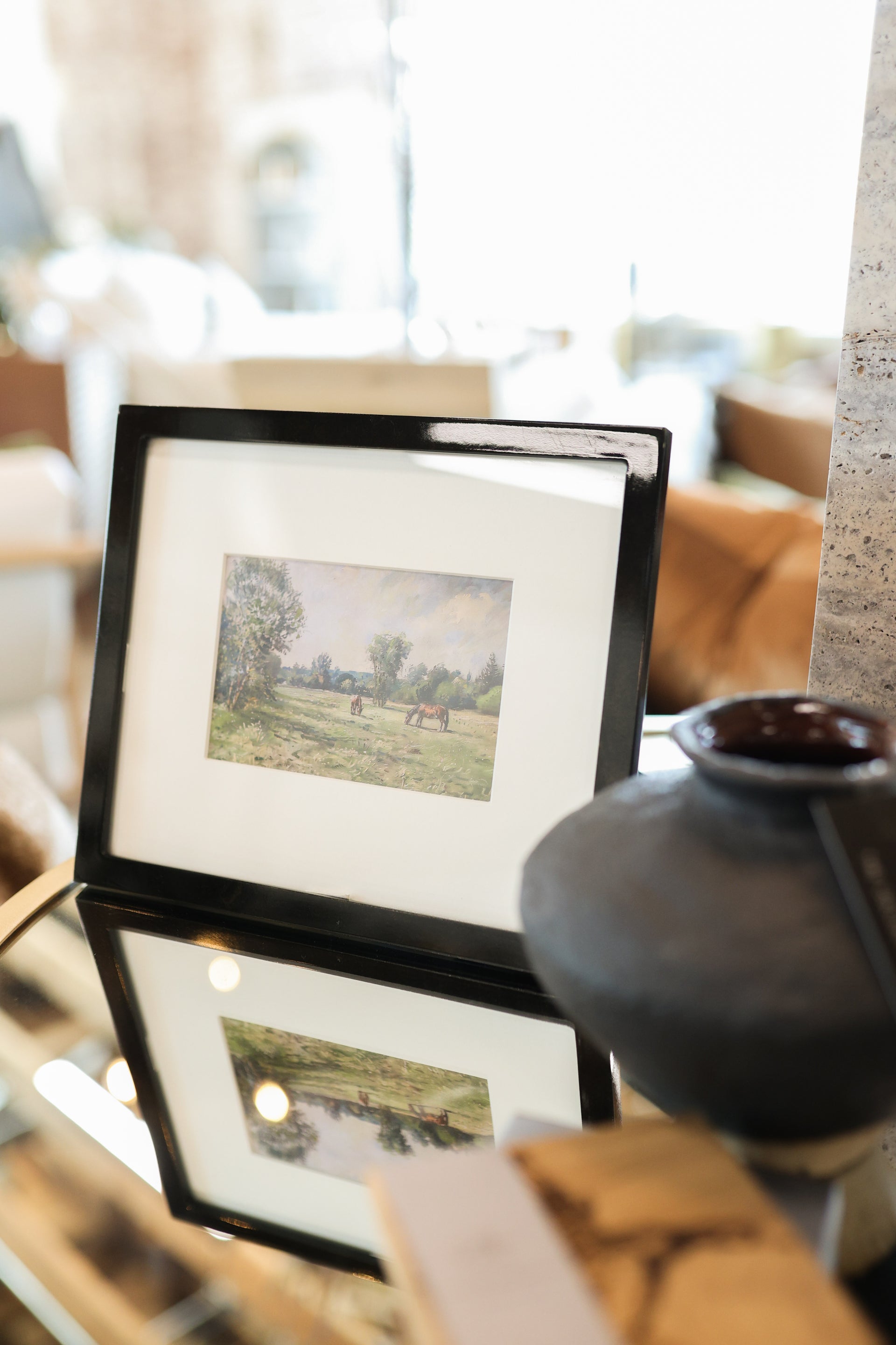 Wall Photo Frame with White Mat (Holds 4"x6" Photo) (Hangs or Sits)