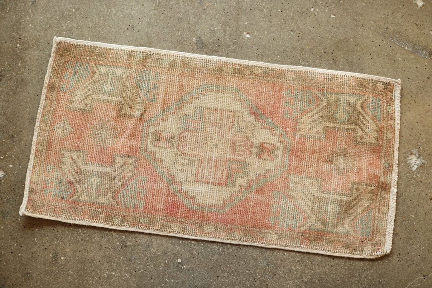 Vintage Mini Turkish Rug 14