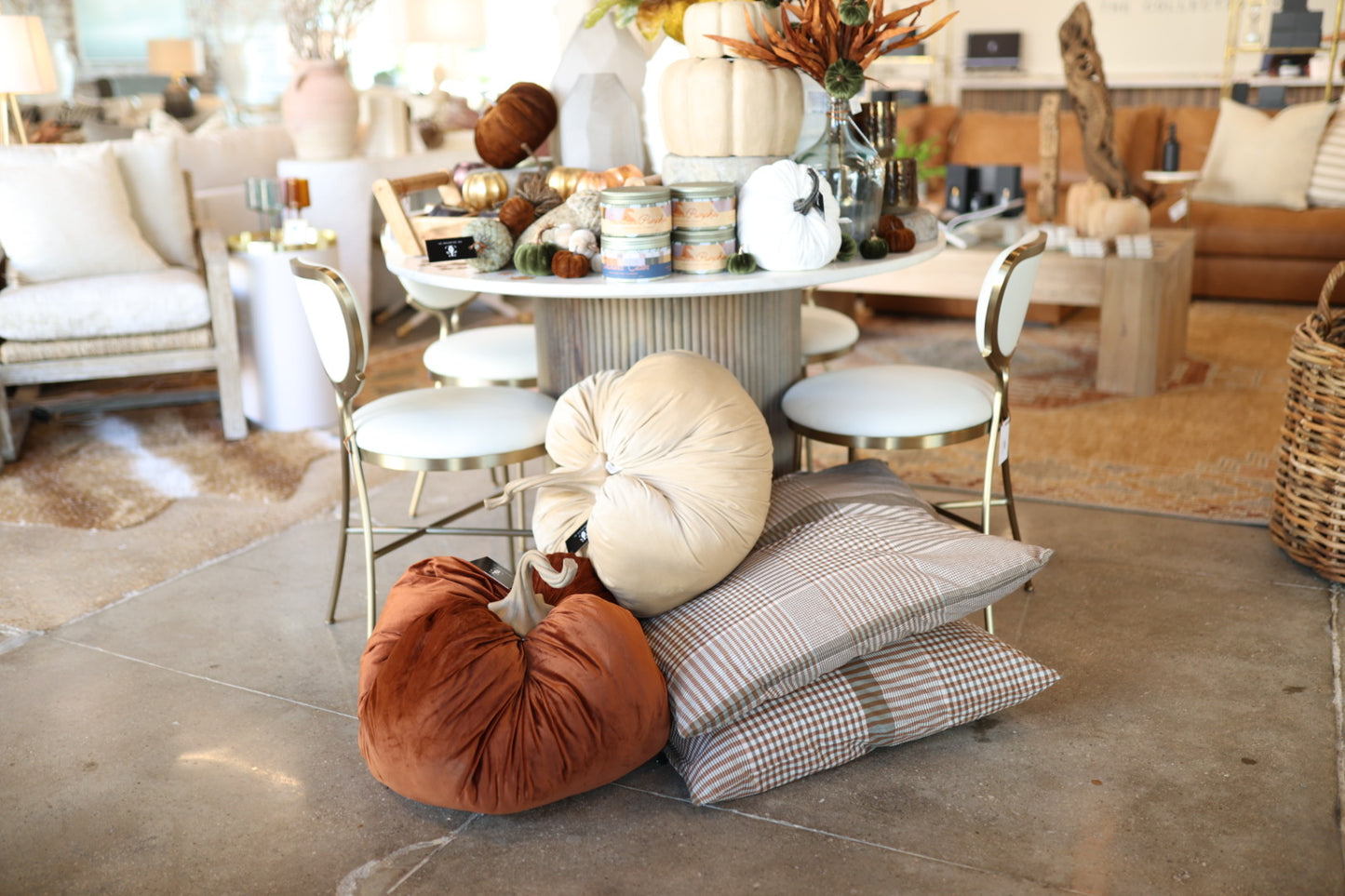 Round Marble Dining Table with Fluted Base