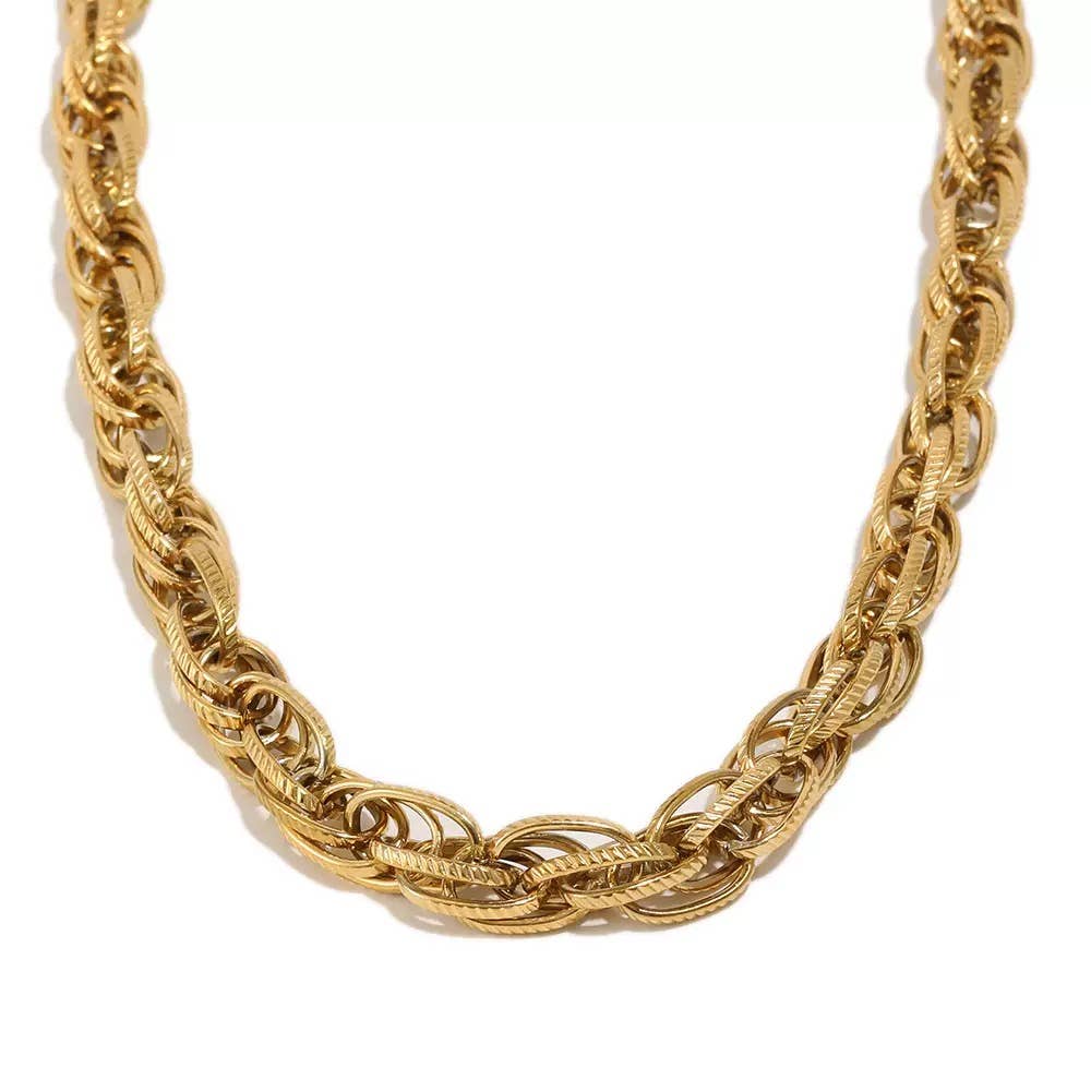Twisted Link Necklace Water Resistant