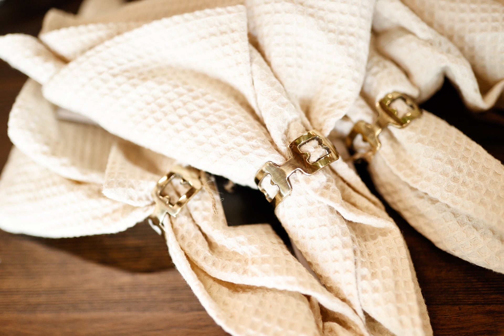 18" Square Woven Linen and Cotton Waffle Napkins