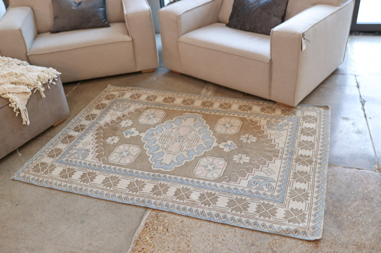 Vintage Turkish Area Rug 4x6