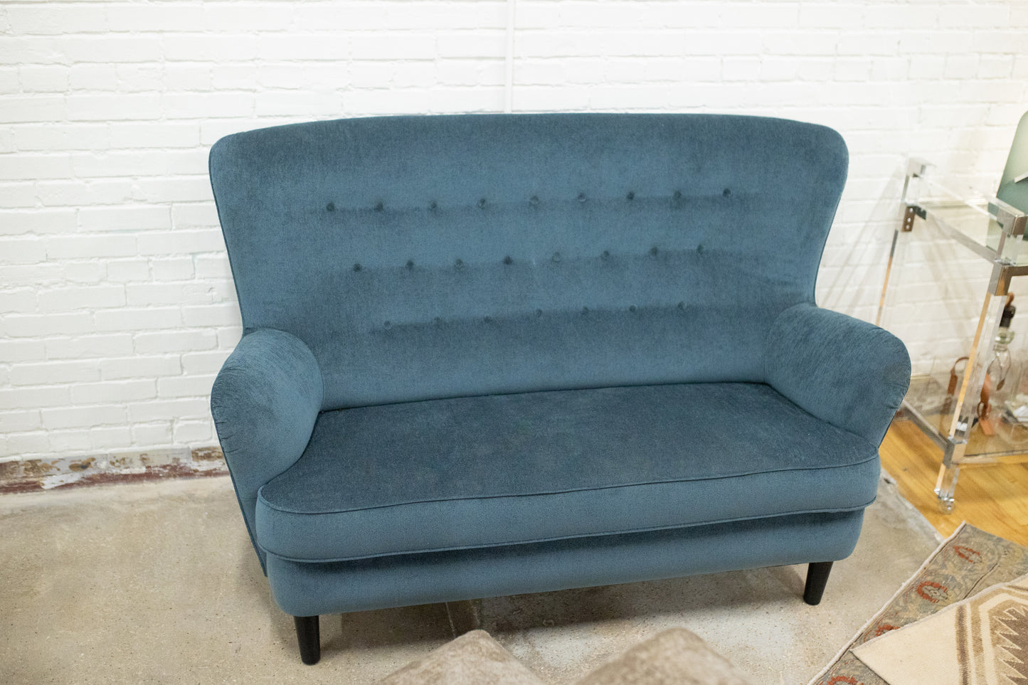 Fifties 58.5" High Back Couch