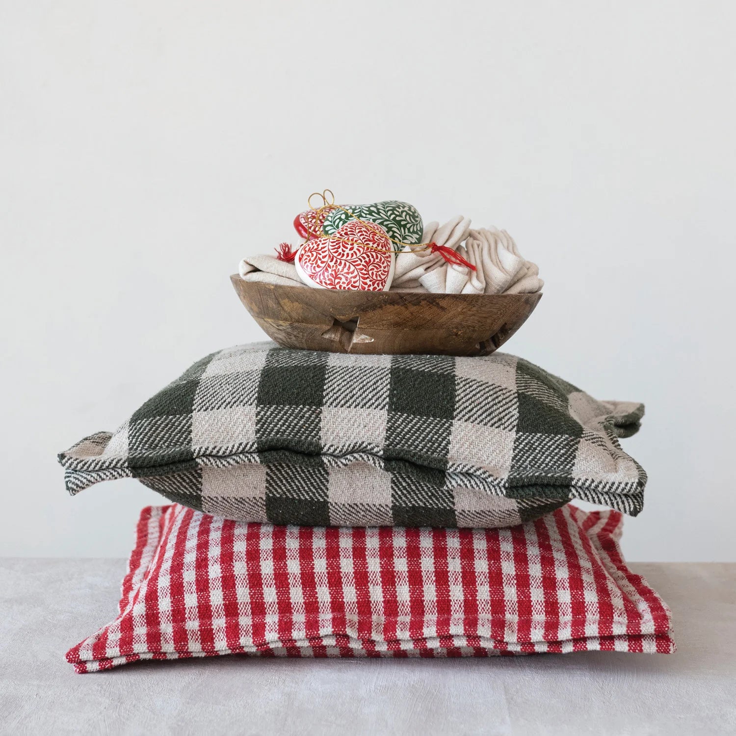 18" Plaid Hunter Green and Natural Pillow