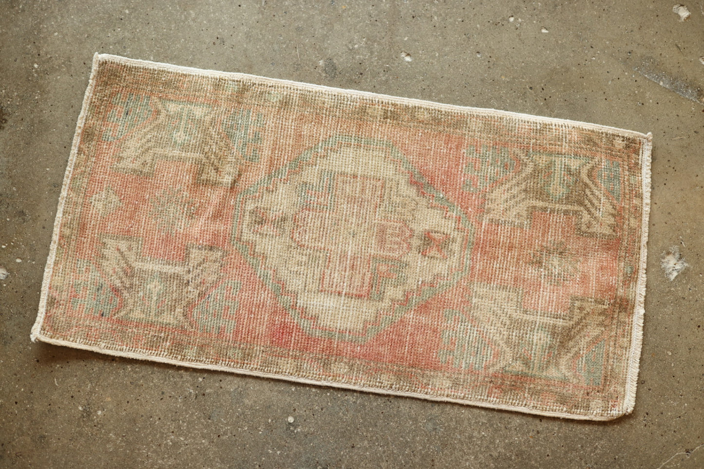 Vintage Mini Turkish Rug 14