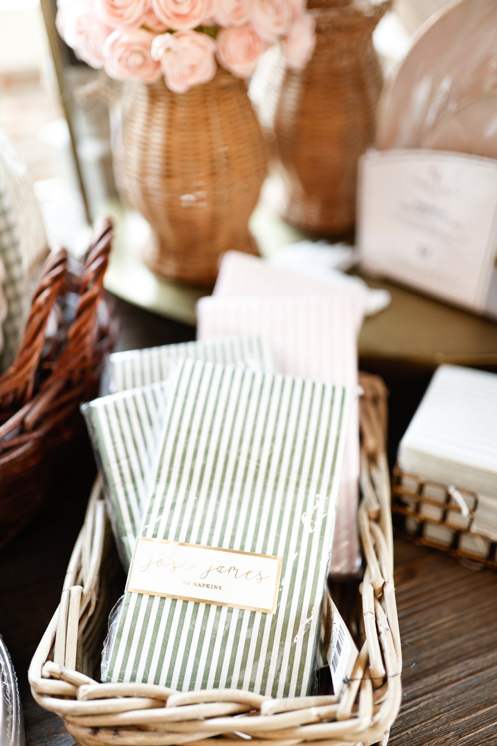 Green & White Candy Stripe Guest Napkins (24pcs)