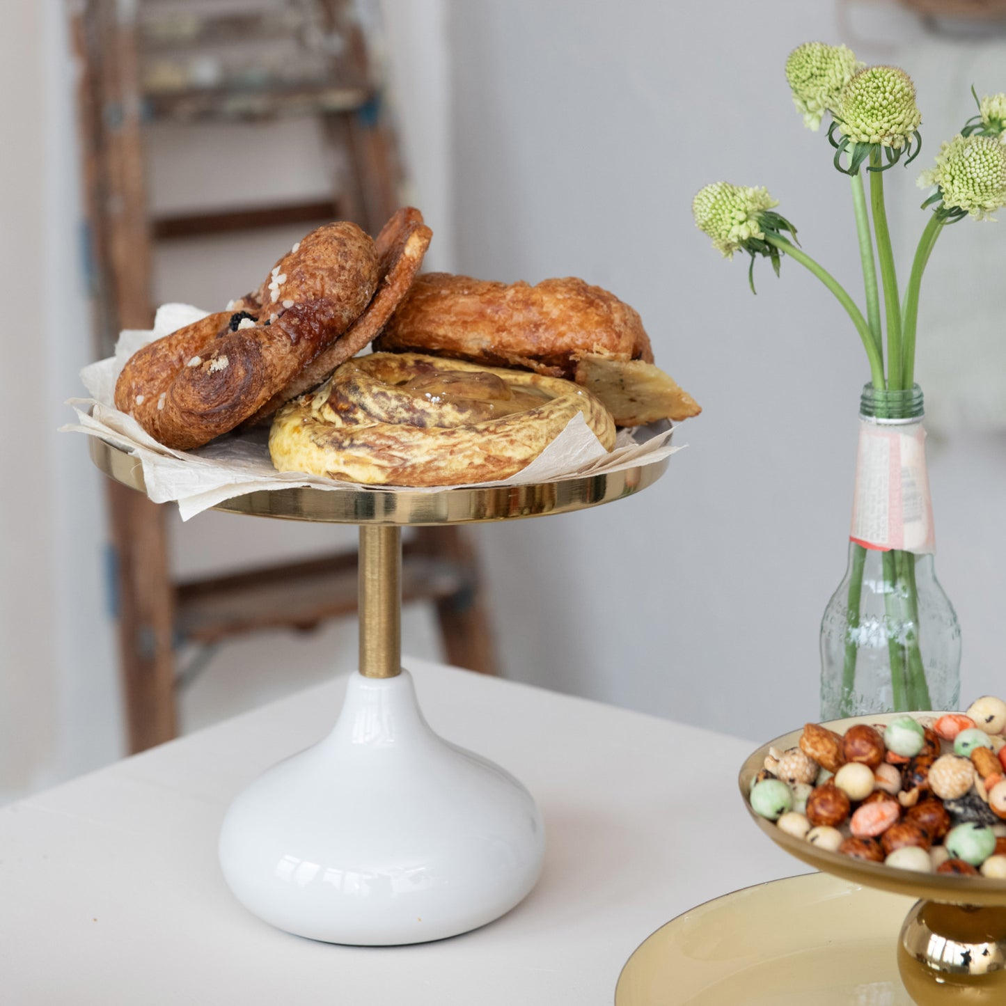 Round Serving Trays