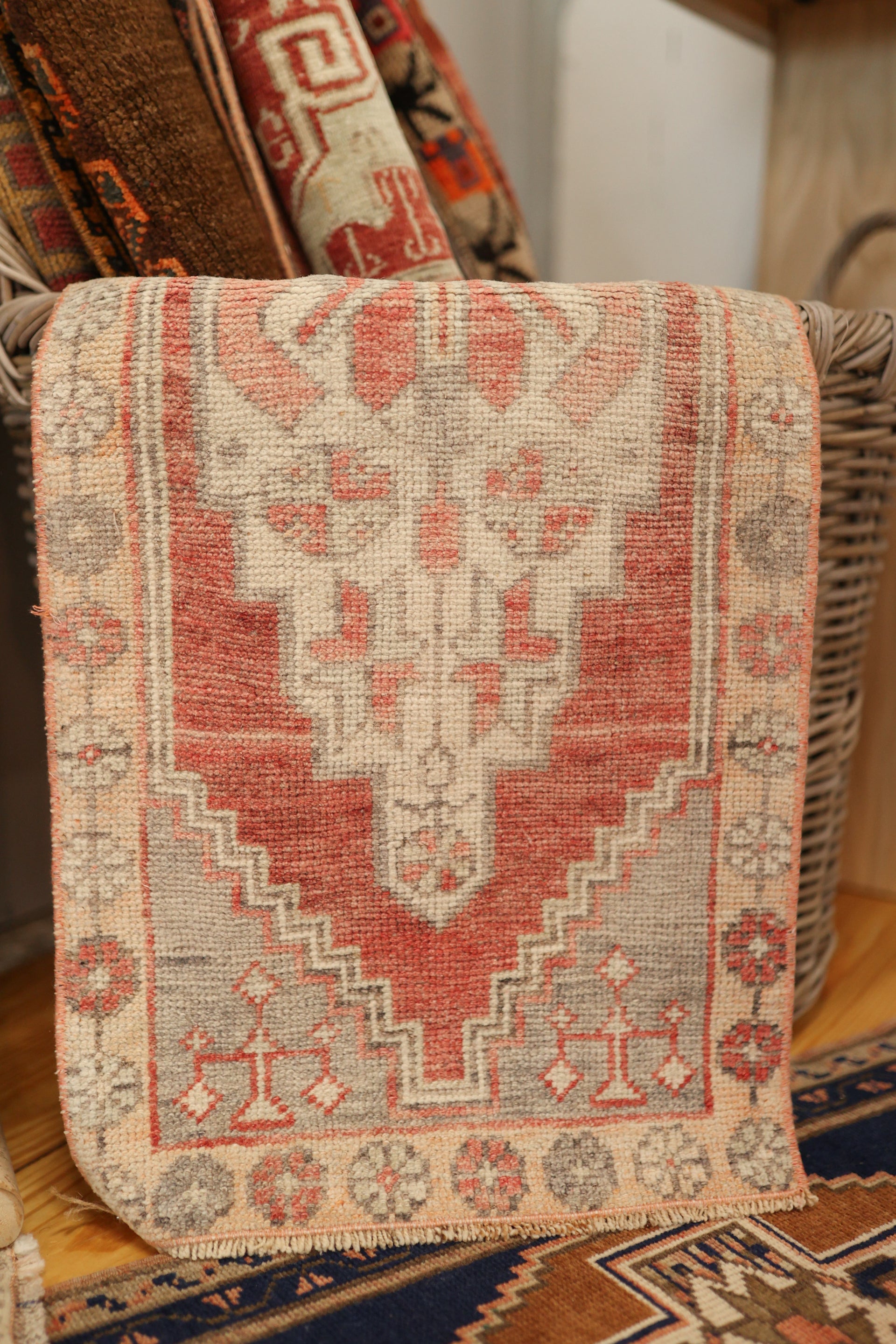 New Mini Vintage Turkish Rug 8
