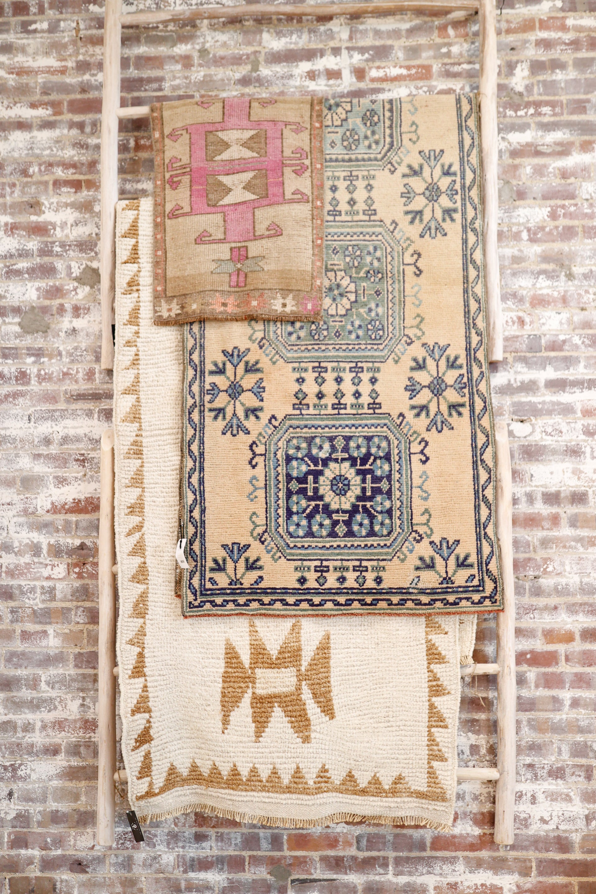 New Mini Vintage Turkish Rug 4