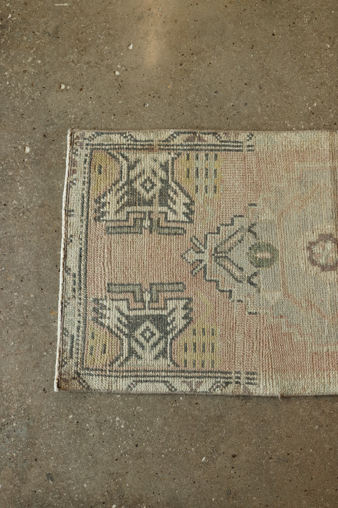 Vintage Mini Turkish Rug 17
