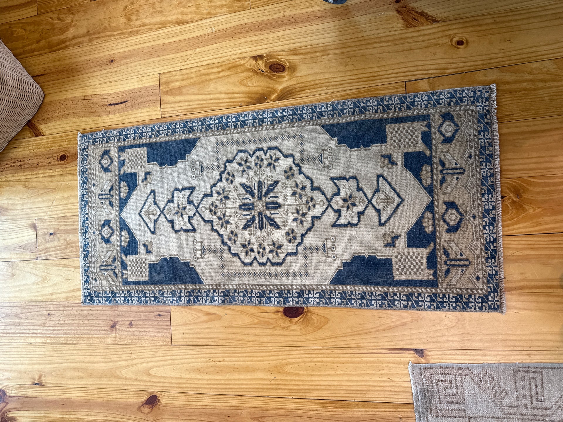 New Mini Vintage Turkish Rug 1