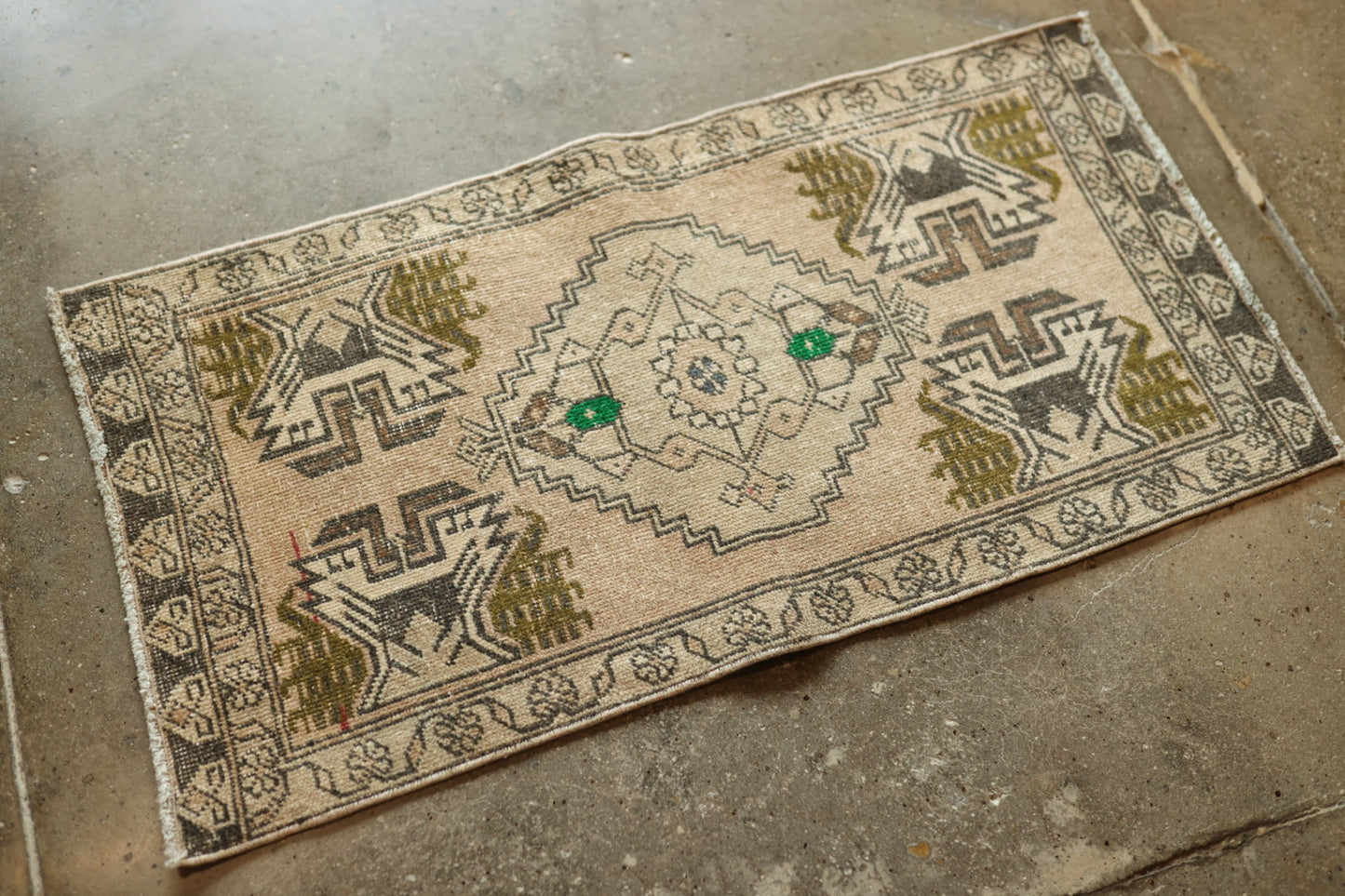 Vintage Mini Turkish Rug 10