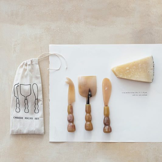 Natural Horn Cheese Serving Set