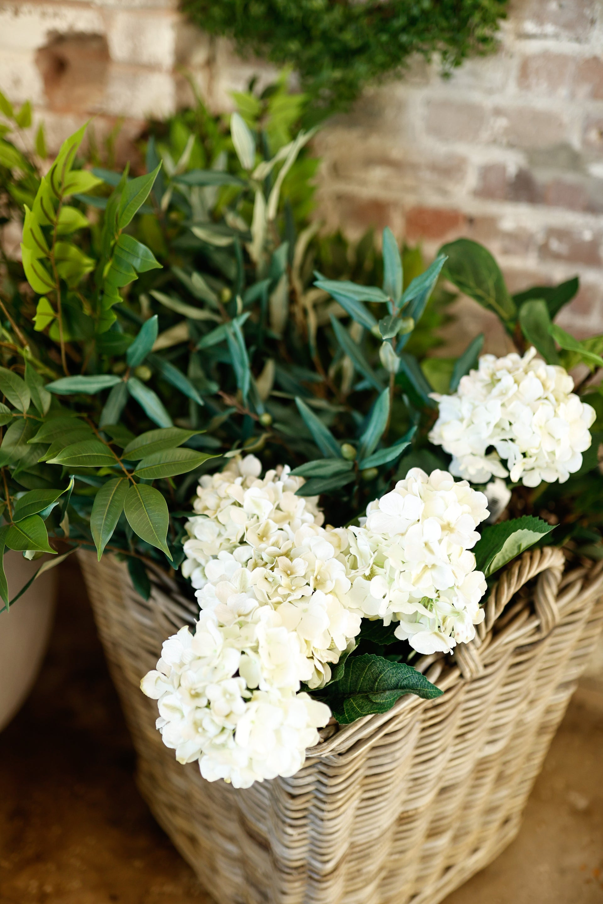 30" White Hydrangea Spray