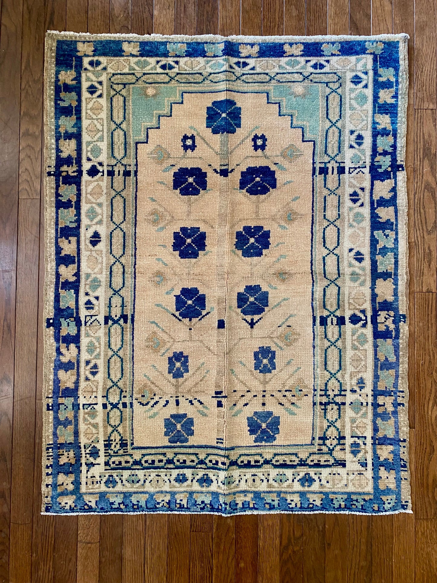 Luna Turkish Rug 3’x5’