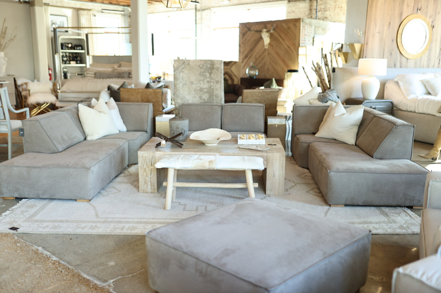 Comfy Scandinavian Texas Silver Sectional