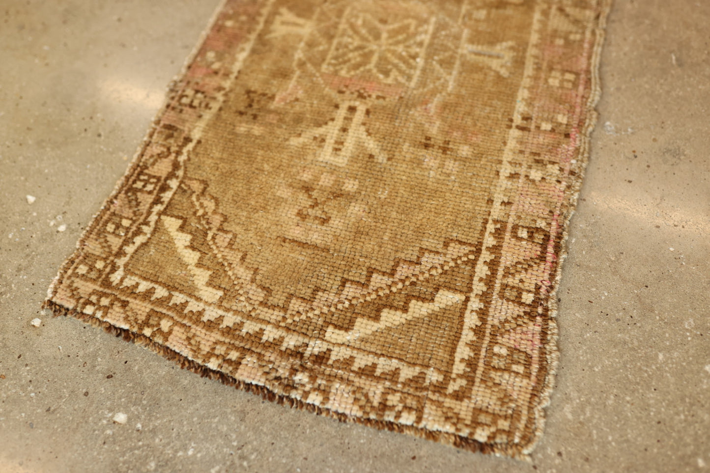 Vintage Mini Turkish Rug 24