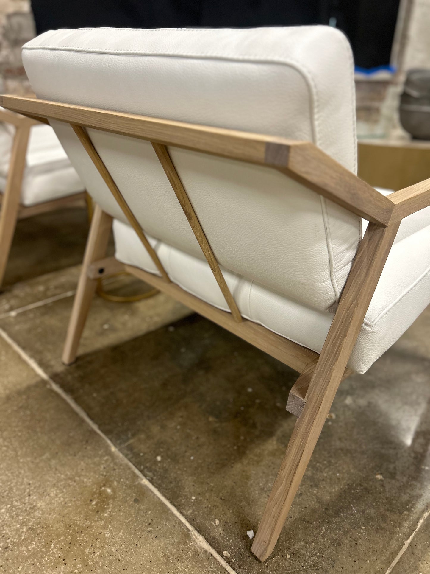 Rhen White Oak Chair