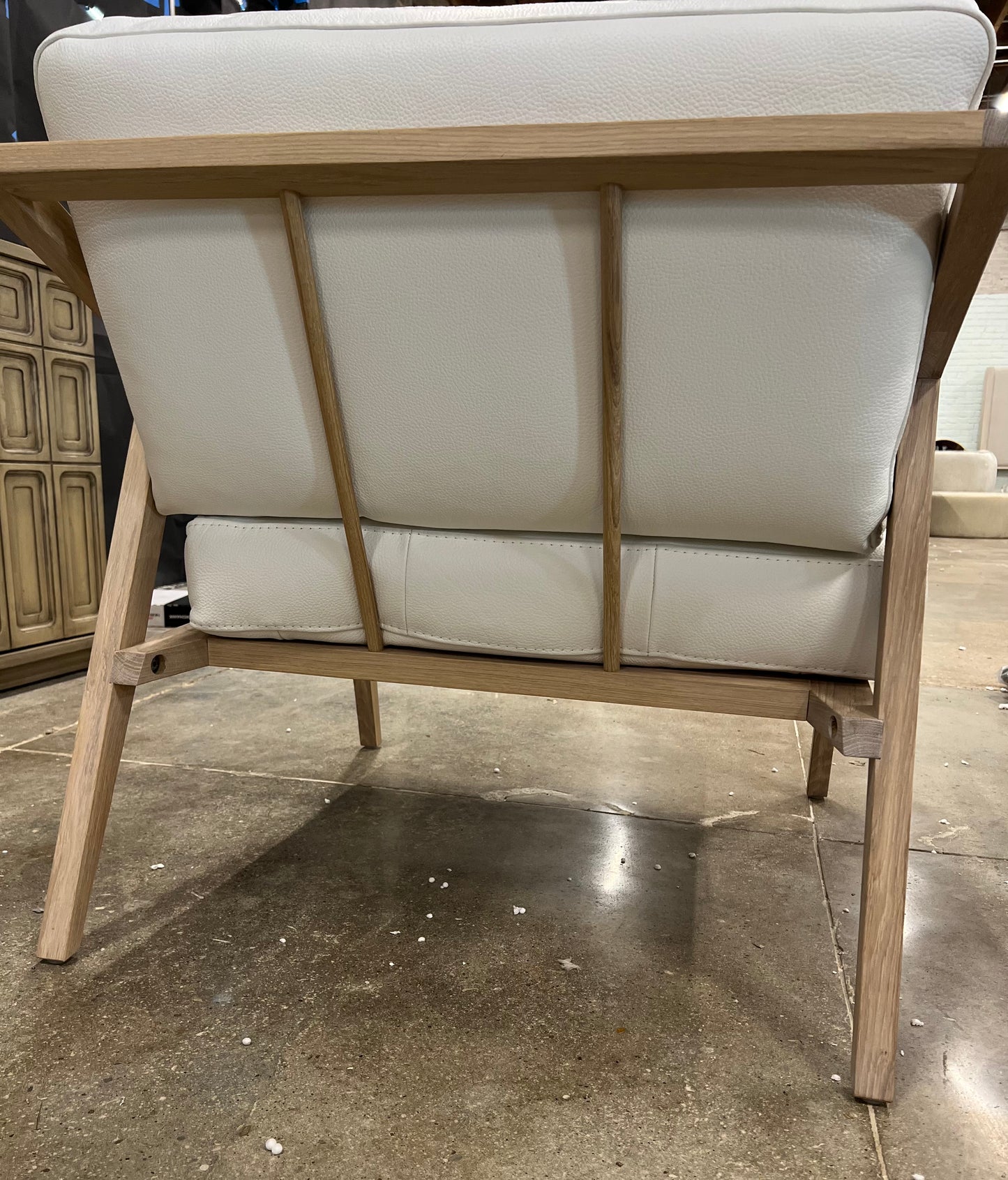 Rhen White Oak Chair