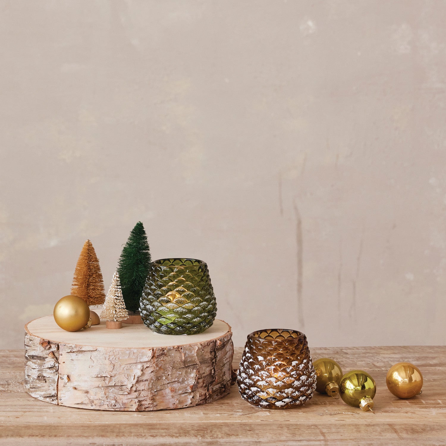 Glass Pinecone Shaped Tealight/Votive Holder, 2 Colors